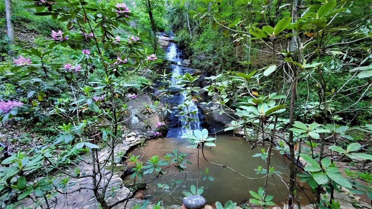Elohee Waterfall